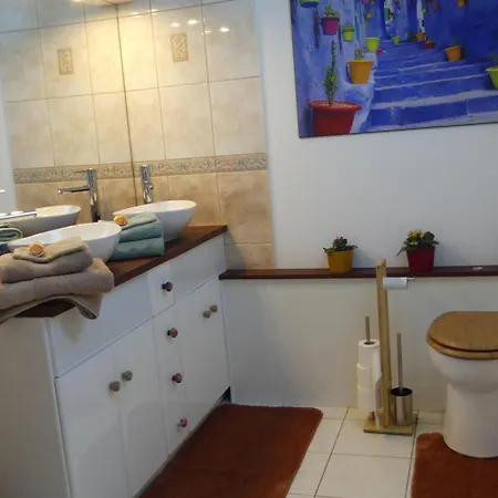 فندق مبيت وإفطار Reves De Baie - D'hotes Cosy Avec Table Bio Et Massages - Vue Panoramique Exceptionnelle Tirepied-sur-See
